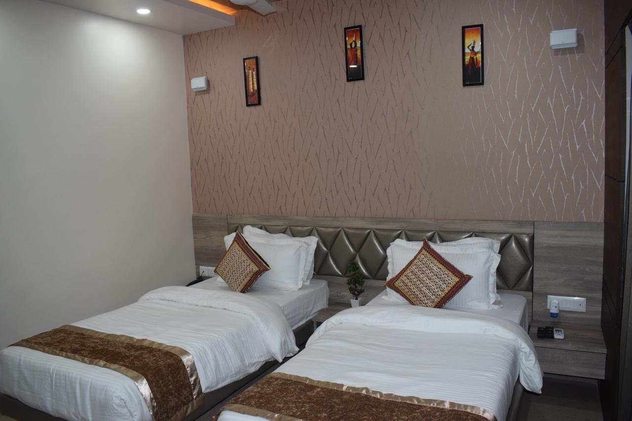 Hotel Welkin Residency Tezpur Экстерьер фото