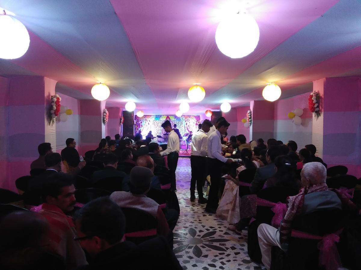 Hotel Welkin Residency Tezpur Экстерьер фото