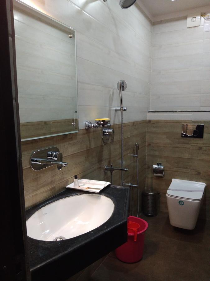 Hotel Welkin Residency Tezpur Экстерьер фото