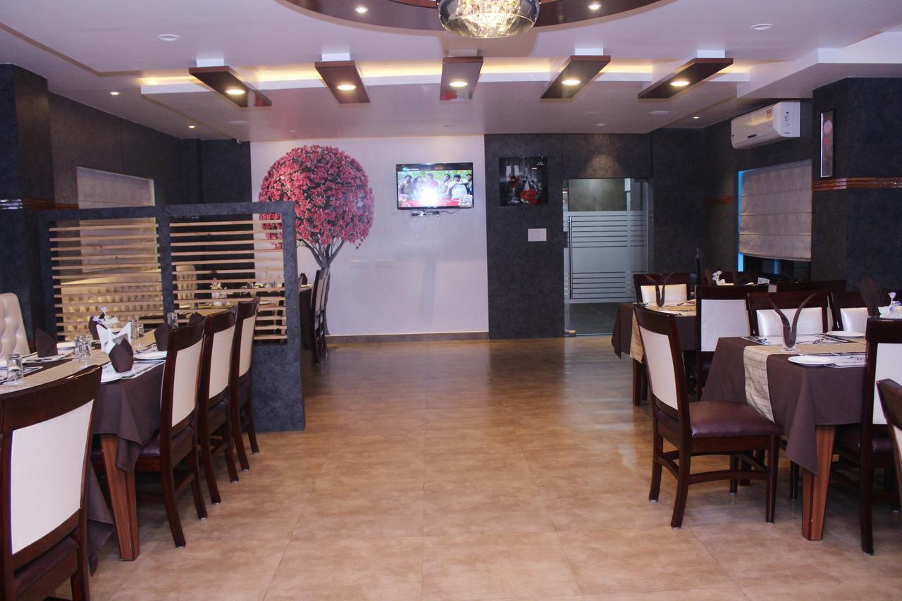 Hotel Welkin Residency Tezpur Экстерьер фото